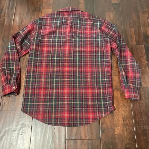 Pendleton 100% Wool Shirt Large LongMade In USA Red Flannel Plaid Button VINTAGE - Picture 7 of 10
